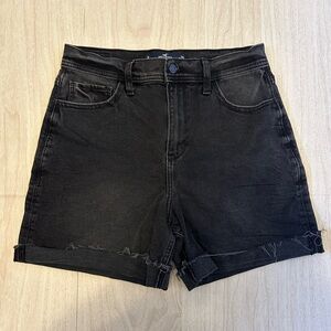 Hollister Black Ultra High Rise Dad Short